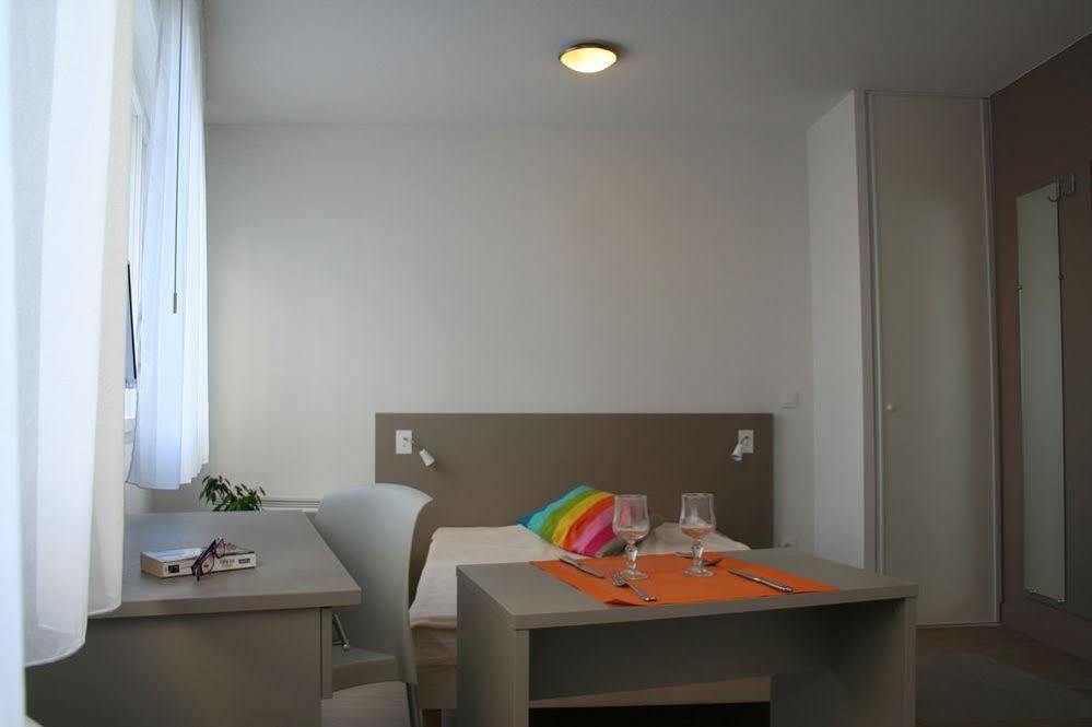 Montempo Apparthotel Marseille Centre Euromed Экстерьер фото